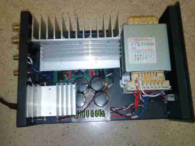 Tampak atas dgn box terbuka.