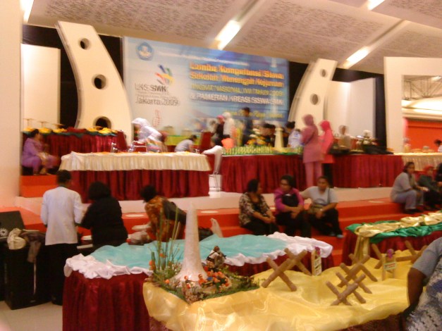 ni stand buat lomba tata boga alias kuliner...tp kayaknya lom pada mateng..hehe