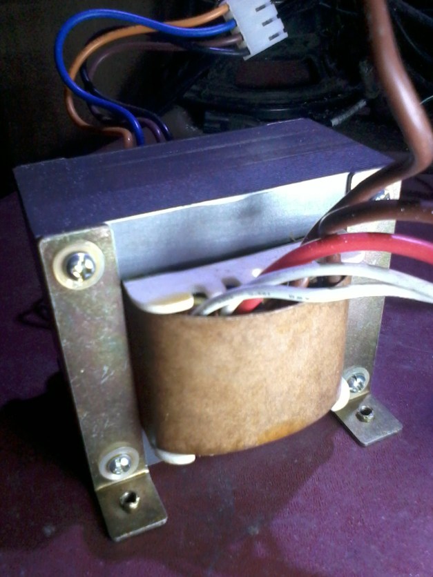 Trafo Bekas UPS Kebos 650VA